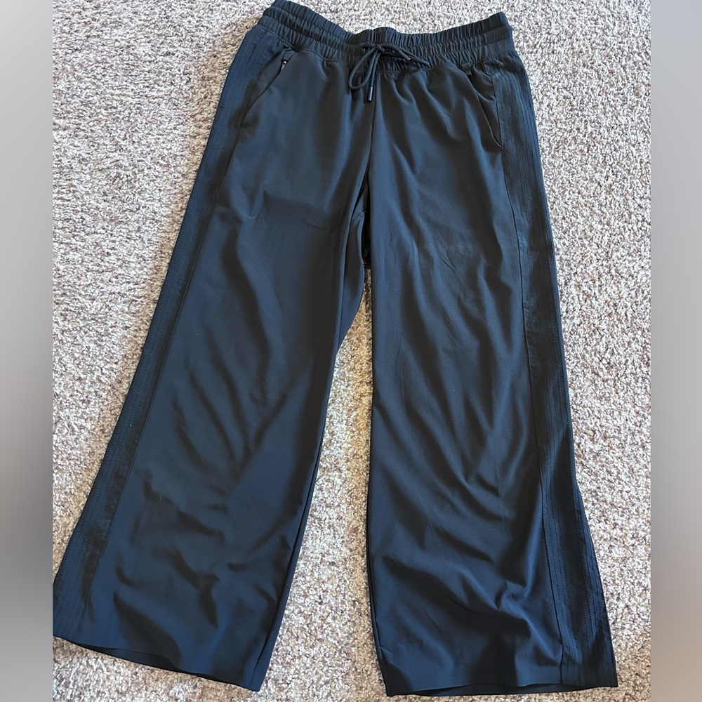 Athleta Brooklyn Wide Leg Crop Pant